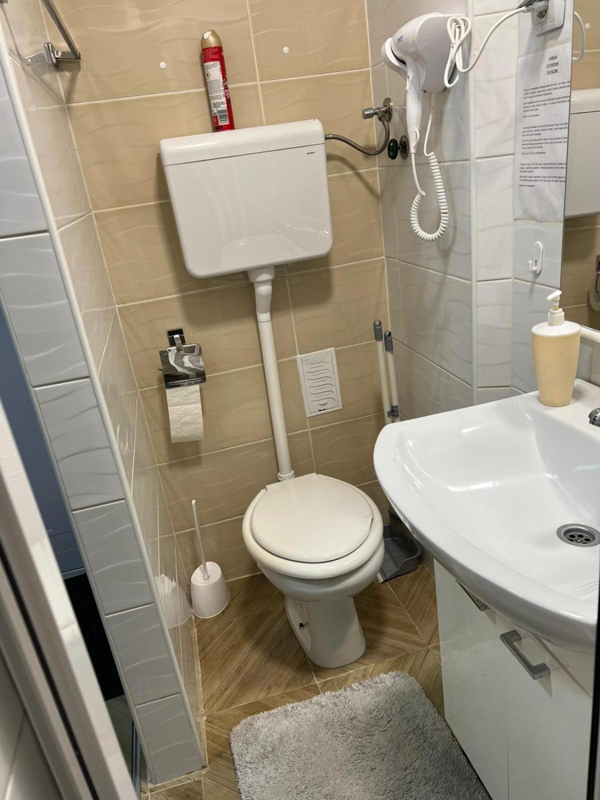 Ferienwohnung Apartman Su Libero Subotica Exterior foto